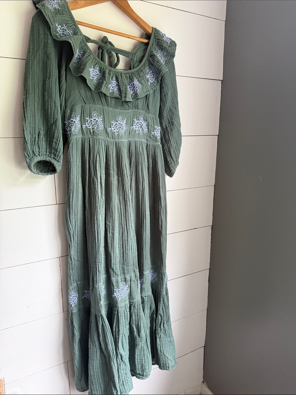 Free People Open-Back Ruffle Midi Dress in Sage Green with Blue Embroidery XS - Picture 3 of 5